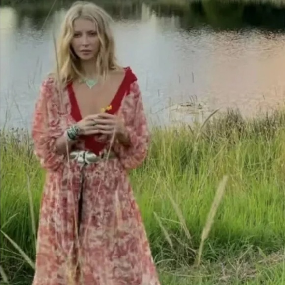 NWT Chasing Unicorns Veronica Silk Midi Dress Ochre
Paisley Sz M - Picture 2 of 5